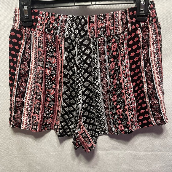 JOE B shorts - Picture 3 of 4